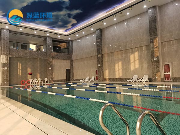泳池設(shè)備
